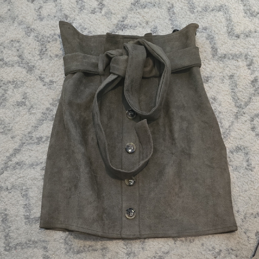 Missguided Green Button-Front Mini Skirt